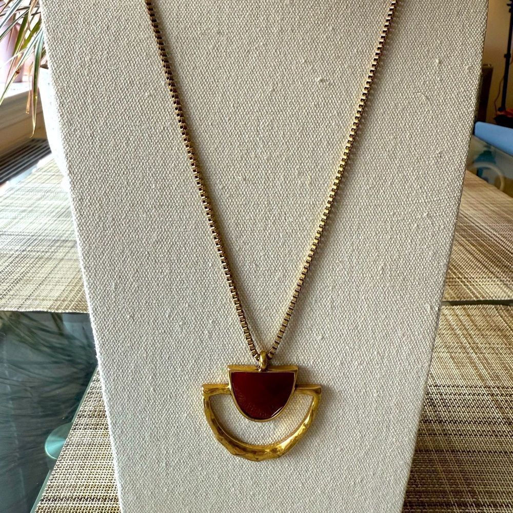 Lucky Brand Signed Reversible Pendant GoldTone Long Box Chain Necklace.